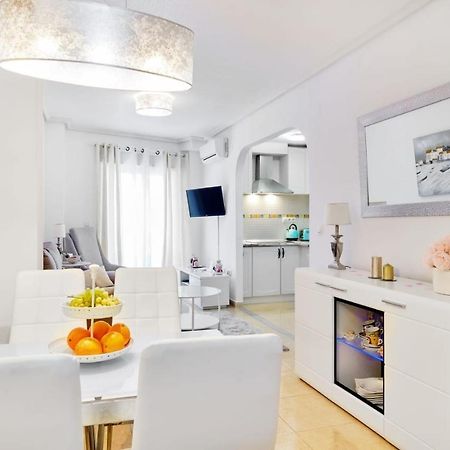 Almudena Playa Del Cura En Torrevieja Apartment Bagian luar foto